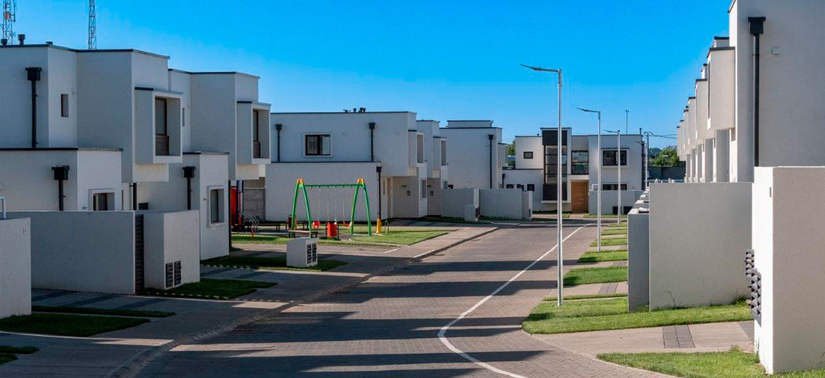 Proyecto inmobiliaria Puerto Mayor Cataluña Casas Los Ángeles